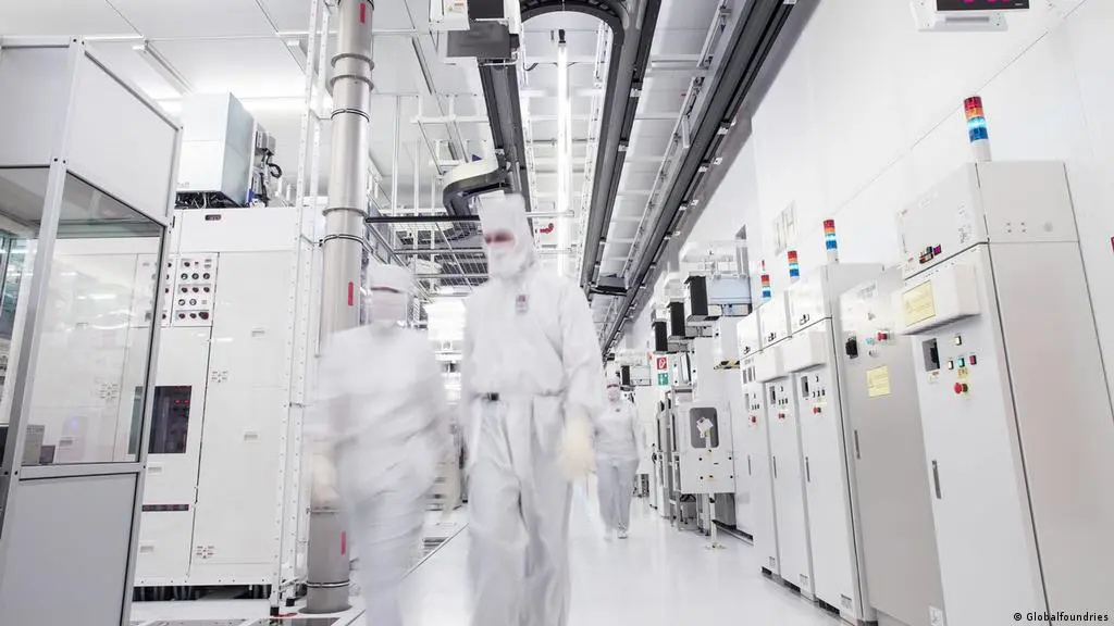 Η Bosch επενδύει 400 εκατομμύρια για κατασκευή μικροτσίπ