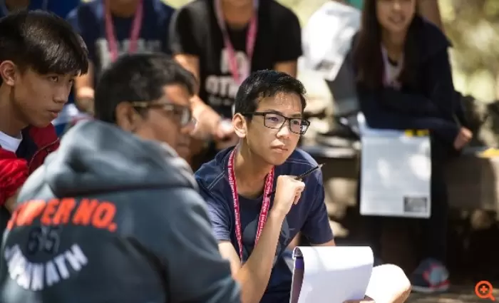 Οι γονείς μπορούν να βοηθήσουν τα παιδιά τους να αποφασίσουν κατεύθυνση σπουδών