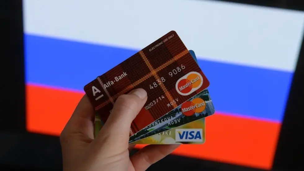 Μπλόκο σε ρωσικές τράπεζες από τη MasterCard