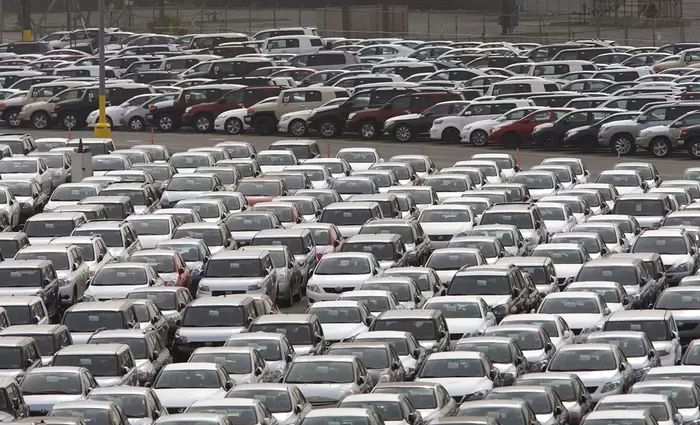 Κατά 9,5% μειώθηκαν οι πωλήσεις αυτοκινήτων στην Ελλάδα τον Μάρτιο