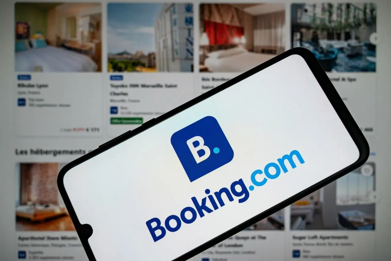 Booking: Το Δικαστήριο του Άμστερνταμ επικύρωσε βασικές θέσεις για τις ρήτρες ισοτιμίας τιμών