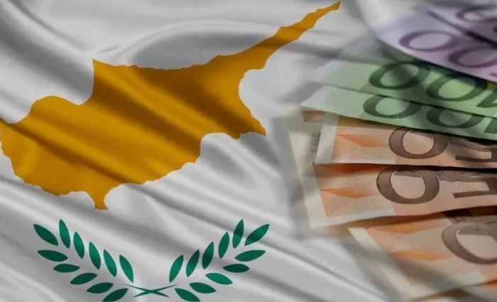 Στο 1% η υλοποίηση αναπτυξιακών δαπανών, στο 8% τα έσοδα και στο 4% οι δαπάνες (πίνακες)