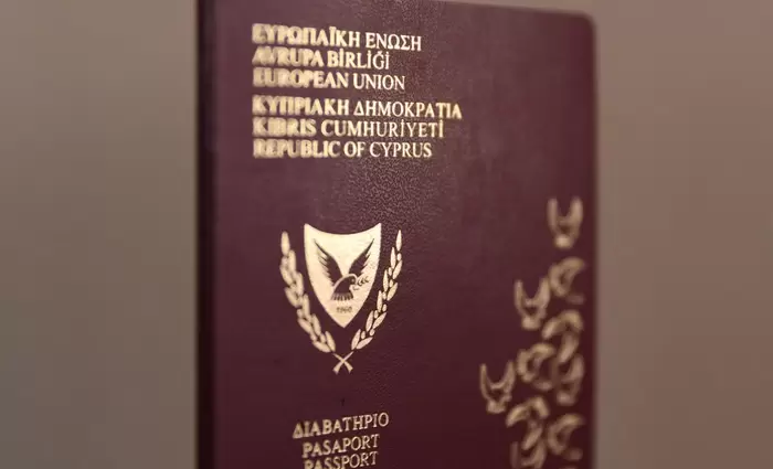 Κανονικά ταξιδεύουν οι Κύπριοι στις ΗΠΑ παρά τις απαγορεύσεις Τραμπ