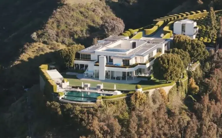 Πώς μοιάζει ένα σπίτι 195 εκατομμυρίων; Από τα μεγαλύτερα στις ΗΠΑ