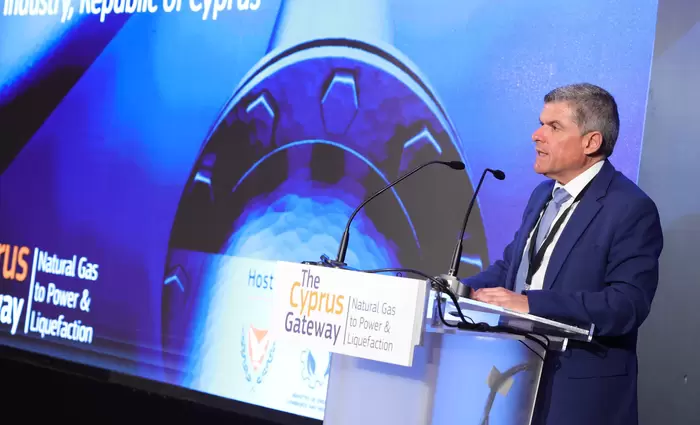 Στο Ισραήλ για έλευση φυσικού αερίου βρίσκεται ο Υπουργός Ενέργειας