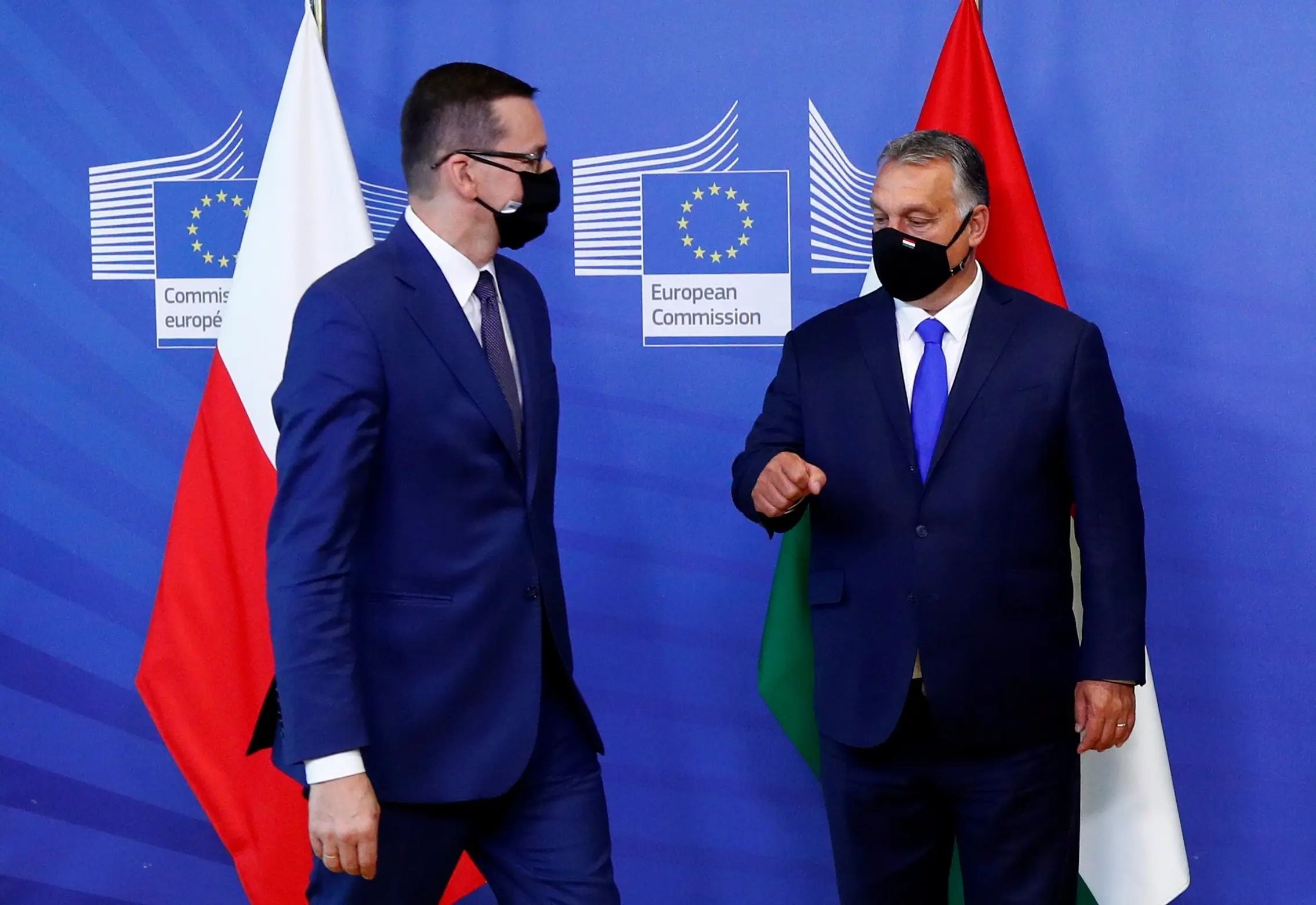 Στον αέρα το Ταμείο Ανάκαμψης από τα βέτο Πολωνίας και Ουγγαρίας