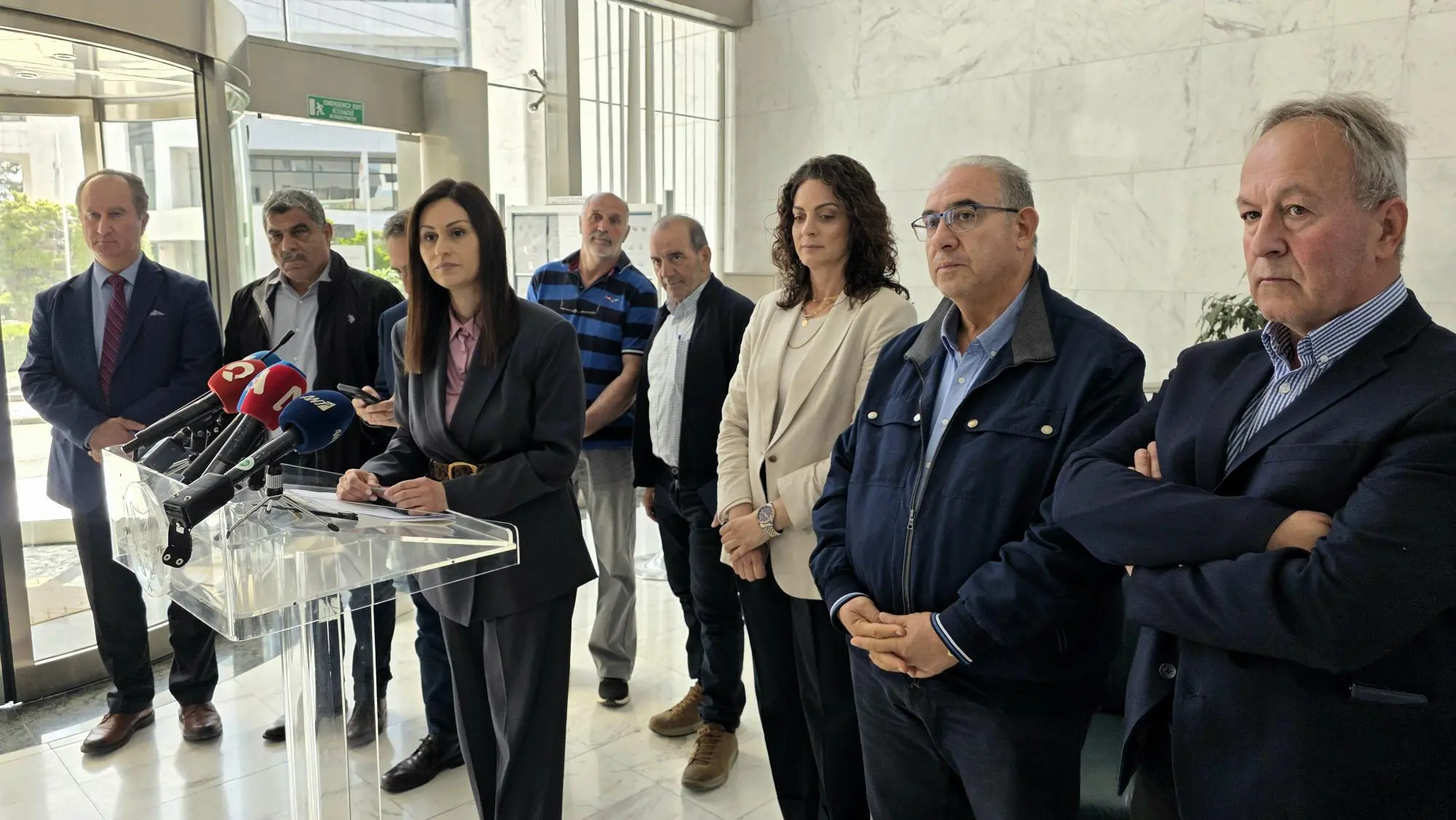 Πιο πολλές και πιο γρήγορα οι αποζημιώσεις για αφθώδη πυρετό - Έως €420 ανά αιγοπρόβατο και έως €2.500 ανά βοοειδές