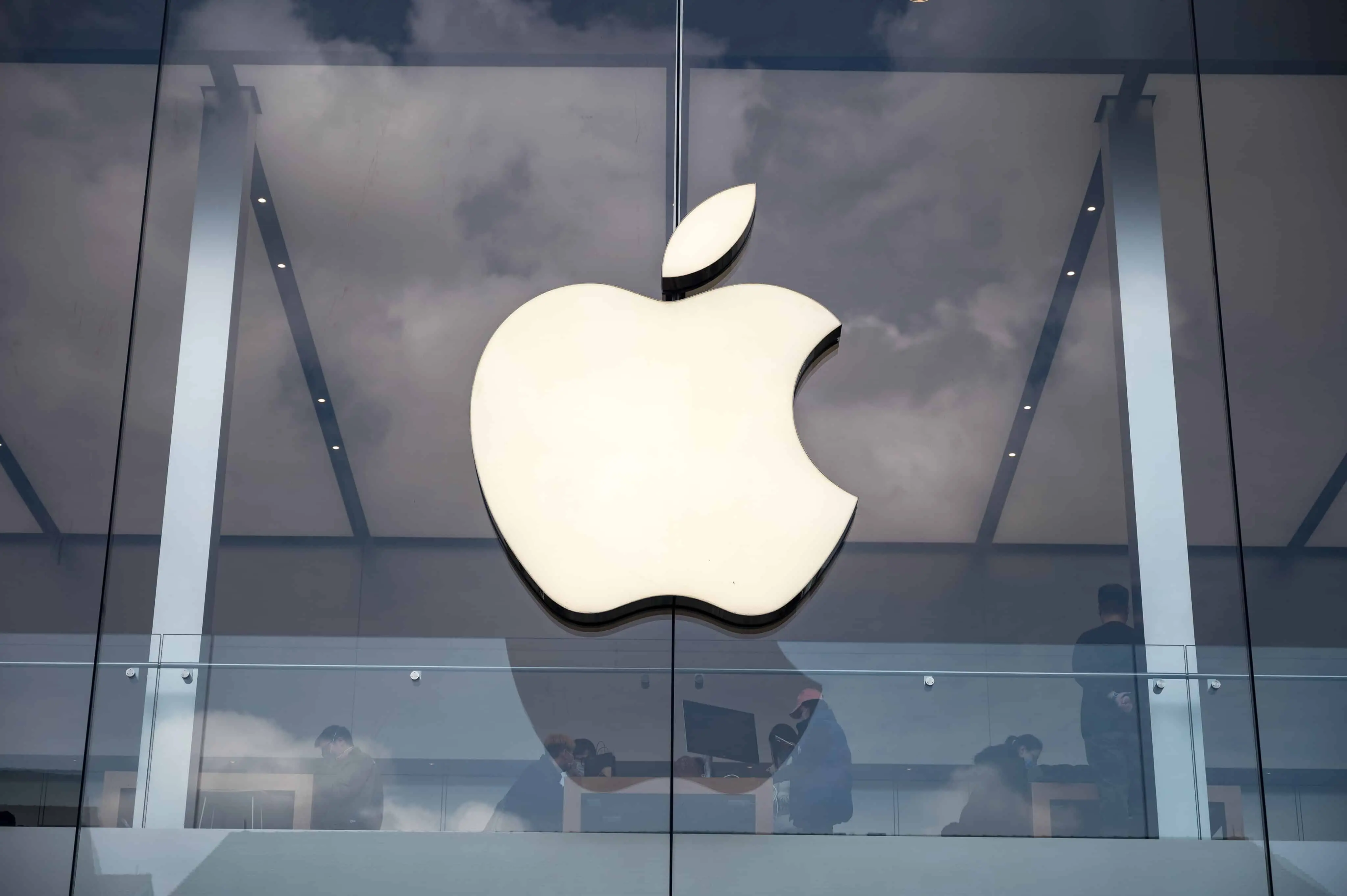 Πώς η Apple «έκαιγε» 1 δισ. ετησίως