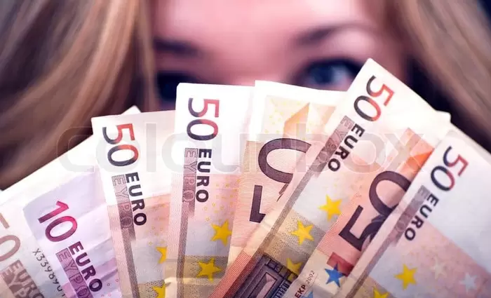 Τόσα παίρνει ο μέσος Κύπριος εργαζόμενος