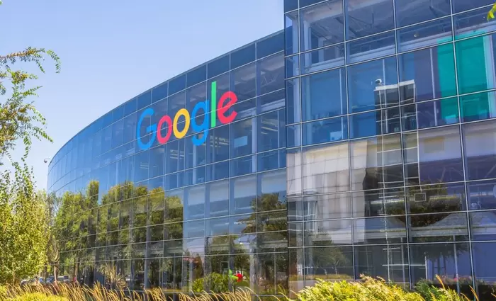 H Google ρίχνει $7 δισεκ. σε επενδύσεις και «ριζώνει» στην Σίλικον Βάλεϊ