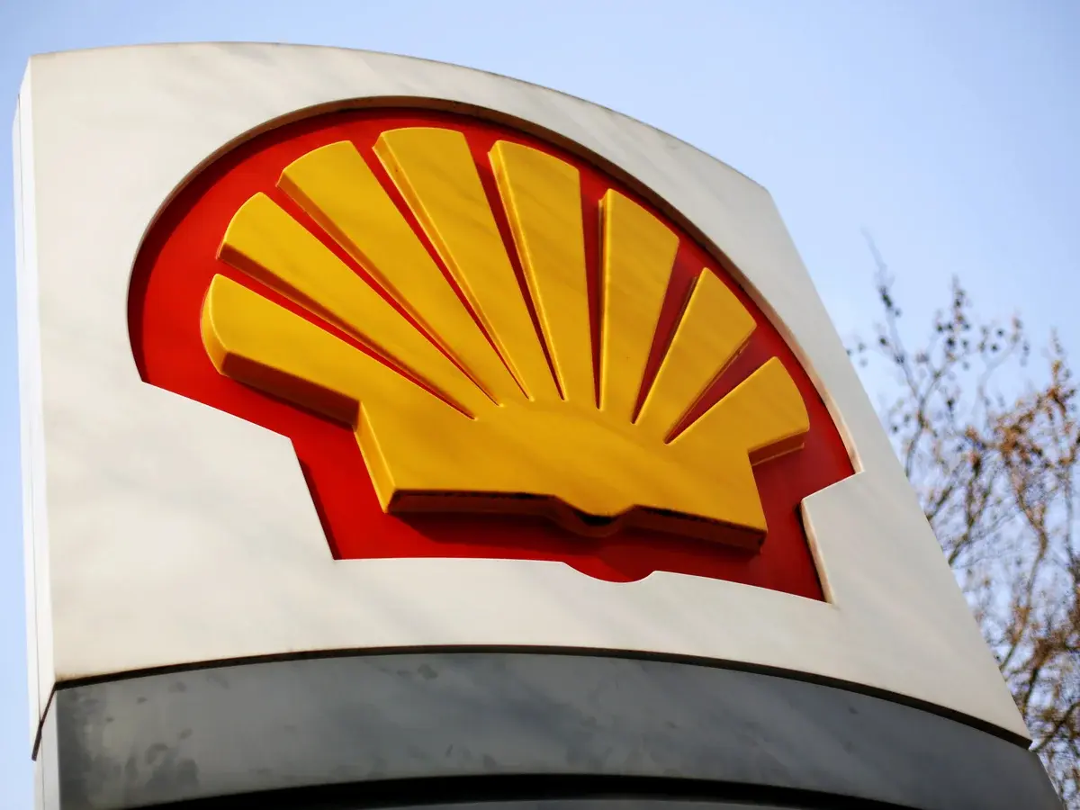 Shell: Το trading πετρελαίου απογειώνει τα έσοδα εν μέσω γεωπολιτικού σοκ λόγω Ιράν