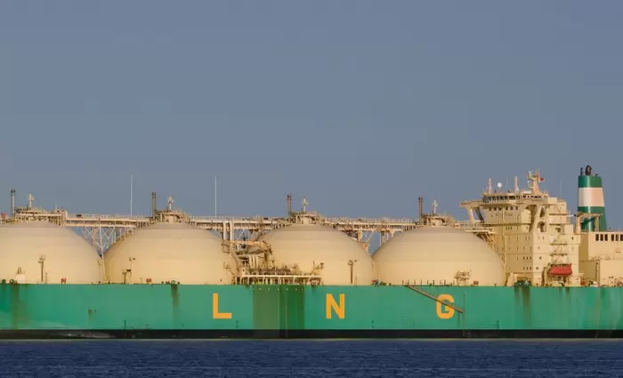 Κατάρ: Δεξαμενόπλοιο LNG πέρασε από τα Στενά του Ορμούζ παρά την ένταση