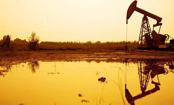 Ανεβαίνει η τιμή του πετρελαίου