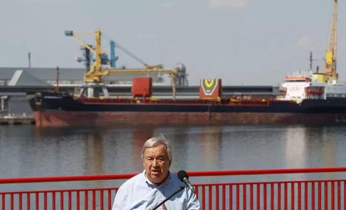 Θέλει τα ρωσικά τρόφιμα και λιπάσματα στις διεθνείς αγορές