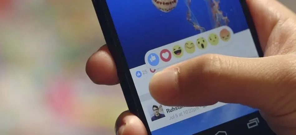 Έρευνα: Κυνηγώντας συνεχώς πληροφορίες χάνουμε την προσοχή μας