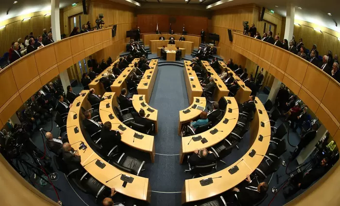 Στην Ολομέλεια την Παρασκευή το νομοσχέδιο για το Ταμείο Επενδύσεων