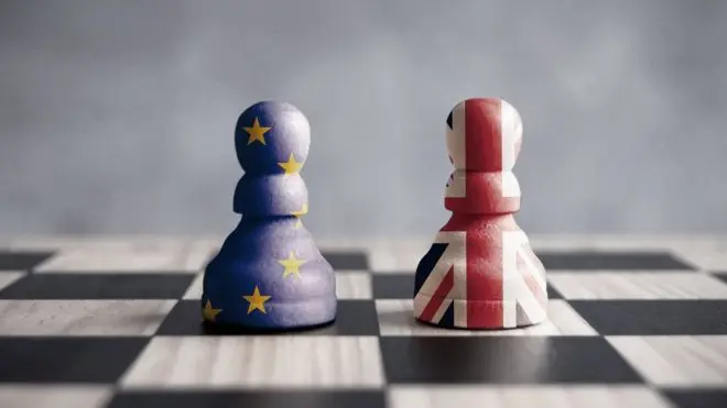 Βρετανοί υπουργοί συζητούν μυστικά ενδεχόμενη αναβολή Brexit 