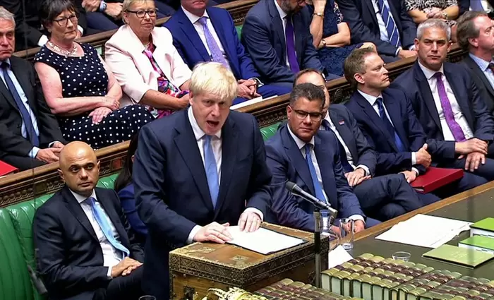 Βρετανία: Βουλευτές ζητούν άμεση σύγκλιση της Βουλής για το Brexit