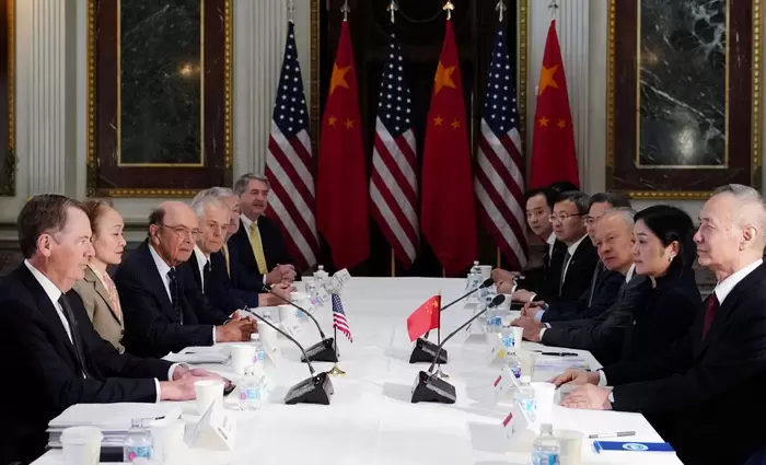 Blackstone: Ακόμη και μία μικρή συμφωνία ΗΠΑ- Κίνας θα είχε οφέλη