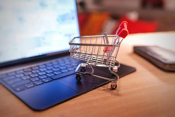 Cyber Week: Η AI «επηρέασε» πωλήσεις 60 δισ. δολαρίων