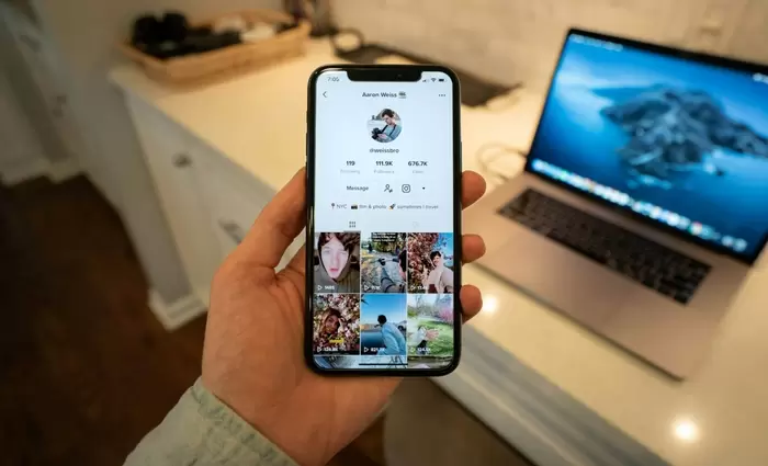 TikTok: 10 τρόποι για να παραμείνετε ασφαλείς