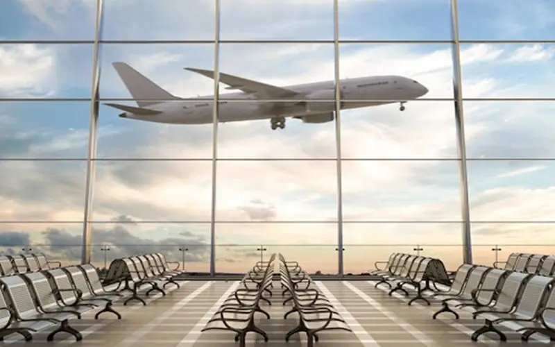 Βλέπουν πλήγμα στον τουρισμό από την αναστολή κινήτρων αεροπορικής κίνησης