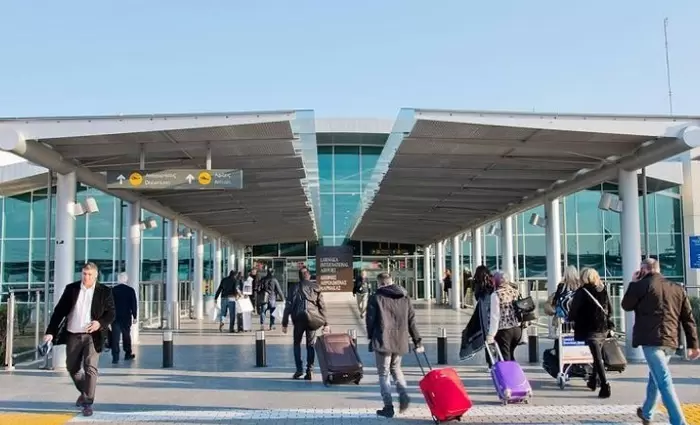 Αδειάζει το Αεροδρόμιο Λάρνακας