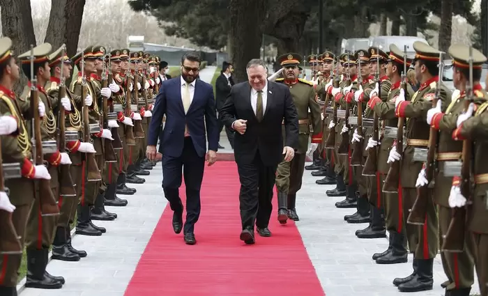 Οι ΗΠΑ μειώνουν κατά 1 δισ. δολάρια τη βοήθεια προς το Αφγανιστάν