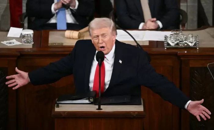 Τραμπ για την Κατάσταση του Έθνους: Οι ΗΠΑ είναι πλουσιότερες και ισχυρότερες από ποτέ