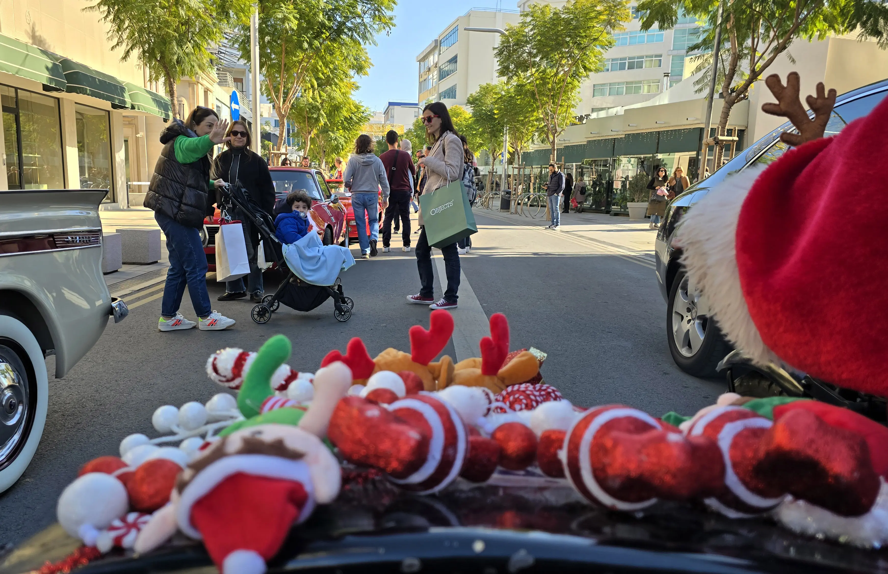 Κορυφώνονται σήμερα τα ψώνια για το γιορτινό τραπέζι – Αυξημένη η κίνηση στην αγορά