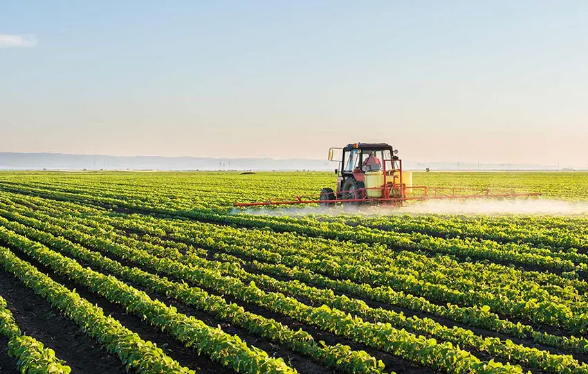 €467 εκ. θα καρπωθούν οι αγρότες στην ΕΕ