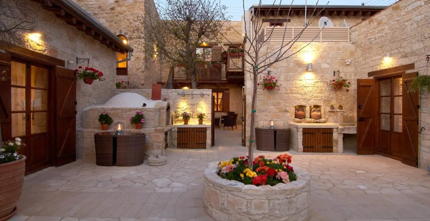 Χριστουγεννιάτικες διακοπές με επιδότηση 35% του κόστους διαμονής