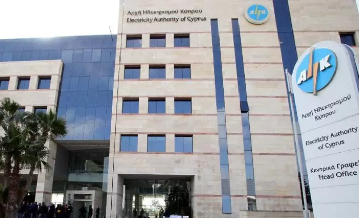 Προχωρούν με τις απεργιακές κινητοποιήσεις οι εργαζόμενοι στην ΑΗΚ