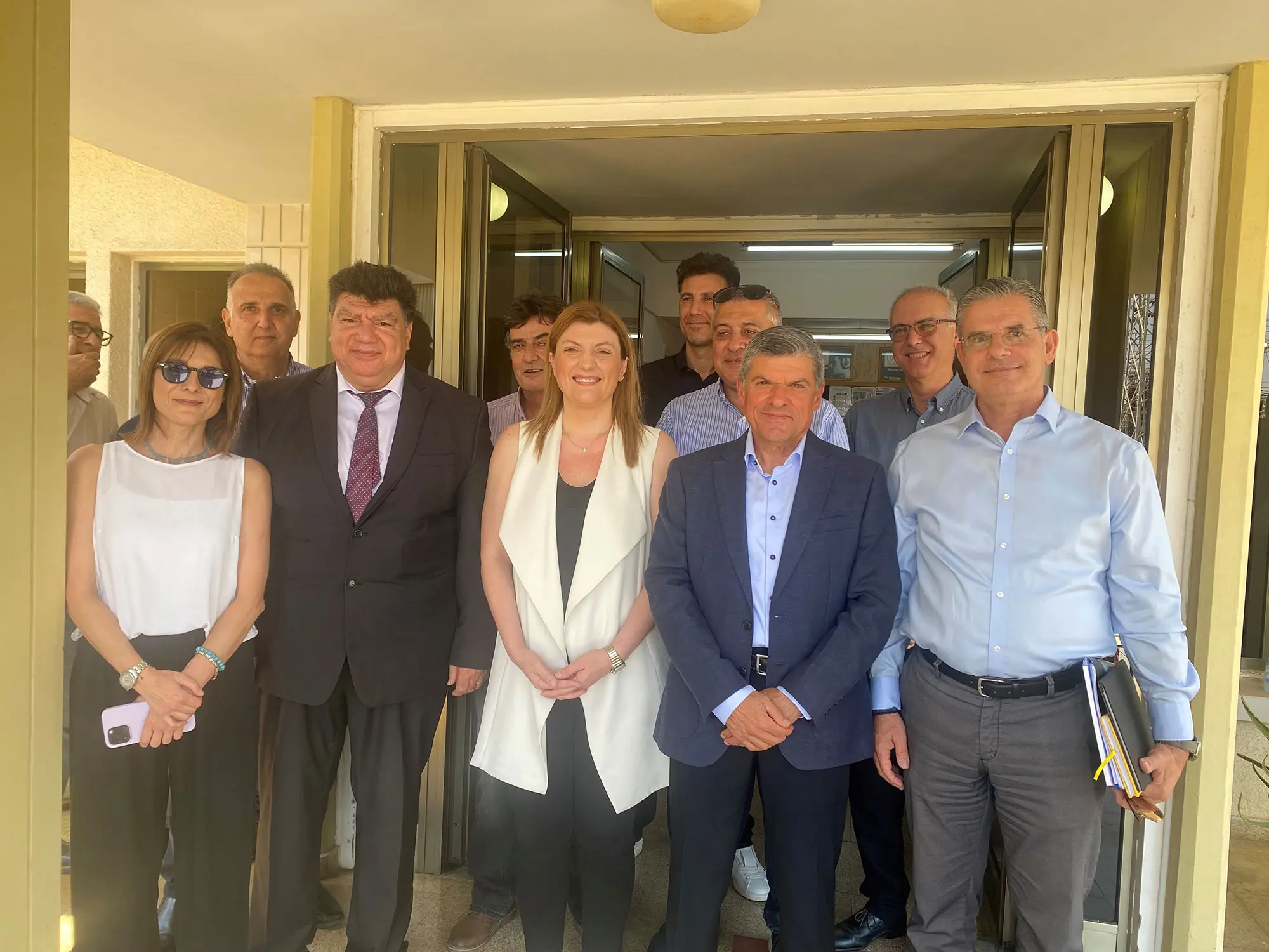 Πρέπει να αναβαθμιστεί ο Σταθμός ΑΗΚ στη Δεκέλεια, είπε ο Υπ. Ενέργειας