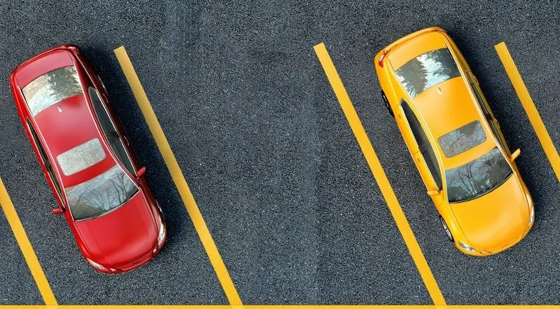 Πάρκαρε στο αεροδρόμιο Λάρνακας με μόνο €1