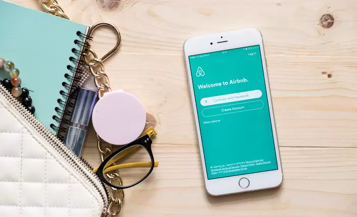 Μπρα ντε φερ στη φιλοξενία - Ξενοδόχοι και ιδιοκτήτες Airbnb σε τροχιά σύγκρουσης