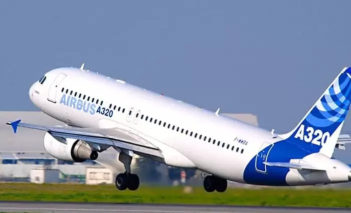 Αεροπορικές: Η ώρα του μπρα ντε φερ με τα ταξιδιωτικά γραφεία