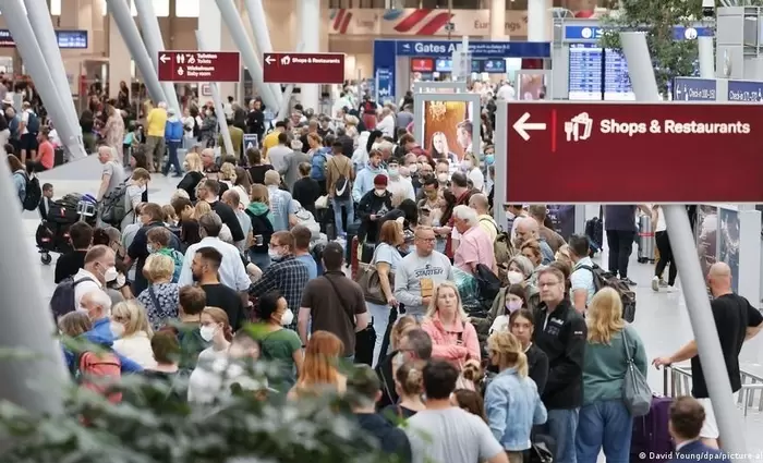 Προβλήματα στις αερομεταφορές λόγω της κλιμάκωσης στη Μέση Ανατολή