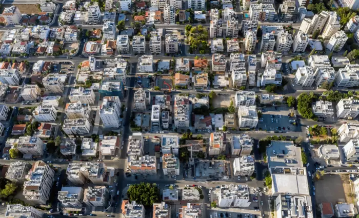 Αγορά ακινήτων: Όλο και μειώνονται τα τετραγωνικά, «είδος πολυτελείας» τα σπίτια