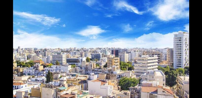 Ακίνητα: Το 27% των πωλήσεων σε ξένους από τρίτες χώρες το ’24- Τι είπε η ΕΥ στη Βουλή