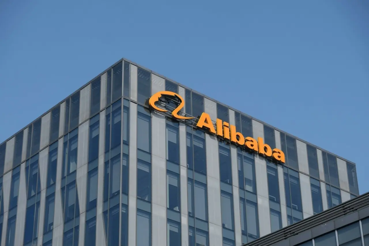 Alibaba: Σε υψηλό 6ετίας η μετοχή με ώθηση από cloud και AI