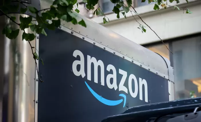 Απογοήτευσε και η Amazon – Βουτιά της μετοχής με φόντο την εκτίναξη των δαπανών για το 2026
