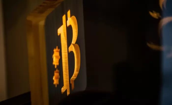 Bitcoin: Η μεγαλύτερη μηνιαία βουτιά της 11ετίας