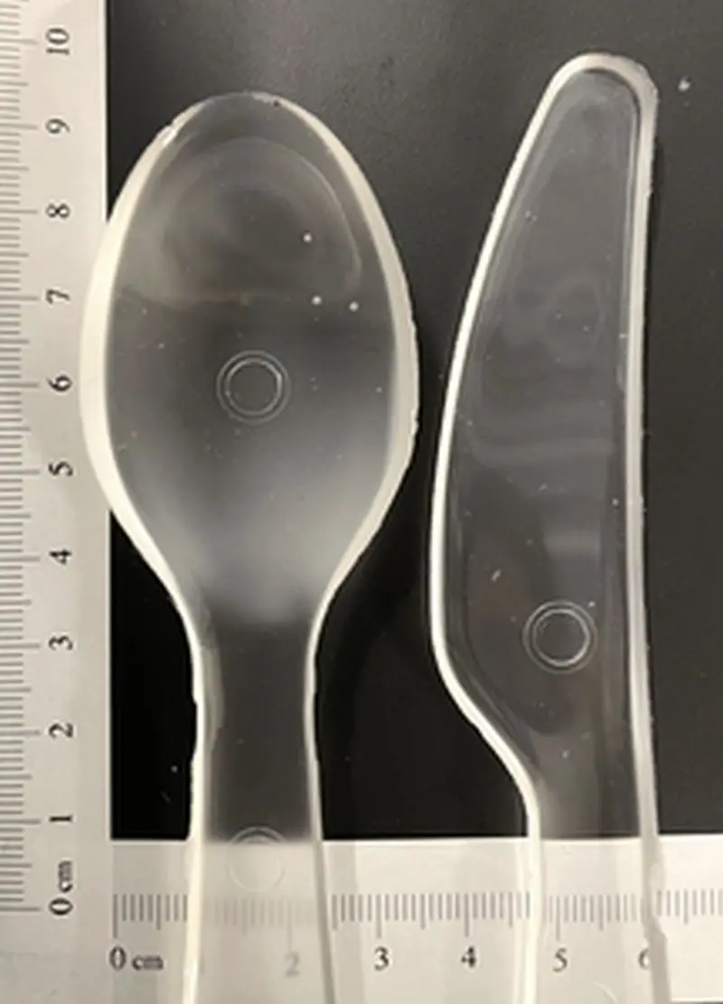 Επιστήμονες δημιουργούν ανακυκλώσιμα πλαστικά από ισχυρές κόλλες