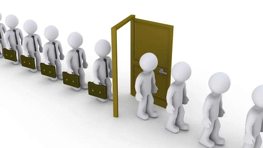 Στο 15% η ανεργία στους νέους