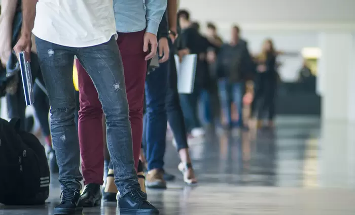 Μειώθηκαν κατά 63,8% οι εγγεγραμμένοι άνεργοι