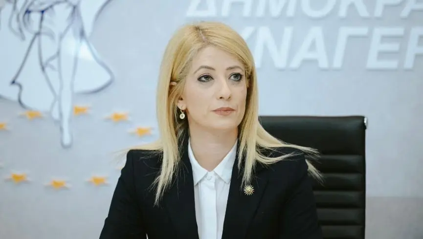 ΠτΒ: Τα κοινοβούλια έχουν κομβικό ρόλο στη ρύθμιση της τεχνολογικής προόδου