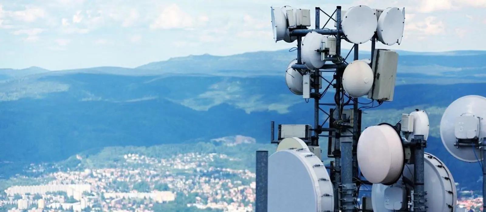 Διασυνδέθηκαν τα τηλεπικοινωνιακά δίκτυα με τα κατεχόμενα