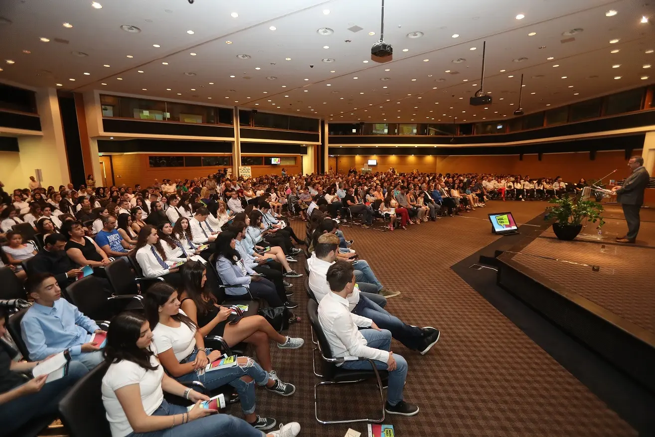 ΙδΕΚ: Βραβεύτηκαν οι μαθητές/τριες των Μαθητικών Διαγωνισμών Έρευνας & Καινοτομίας