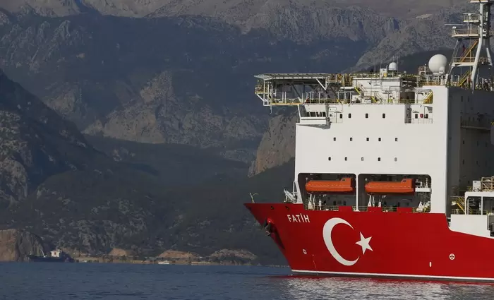 Γενί Σαφάκ: Η Τουρκία θα ανακηρύξει σύντομα ΑΟΖ